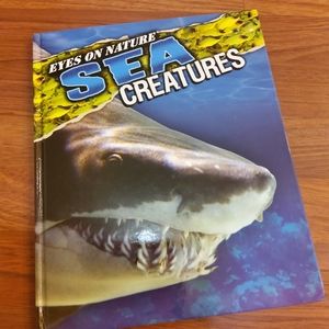 Eyes On Nature Sea Creatures by Kidsbooks